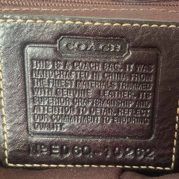 Coach Hamptons signature satchel - Picture 8 of 8